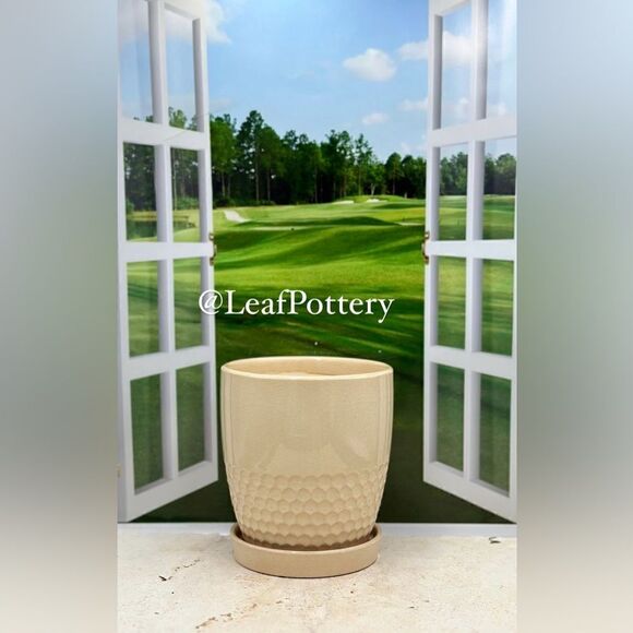 Honeycomb Beige Ceramic Planter Pot with Saucer Attached - Picture 4 of 9